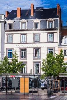 www.hotel-le-lion-clermont.fr