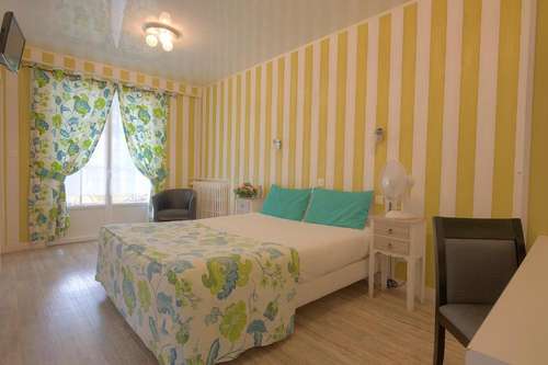 www.hotel-restaurant-essille.com