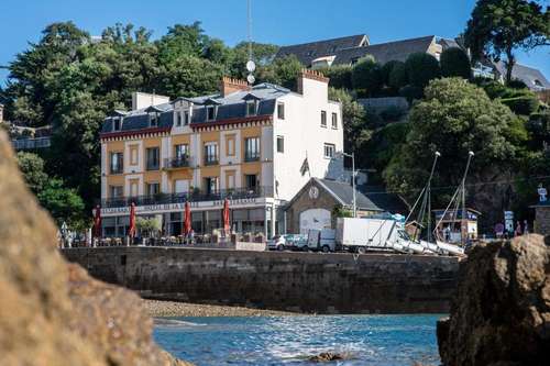 www.hoteldelavallee.com