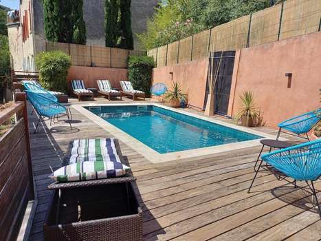 www.hotel-collobrieres.com