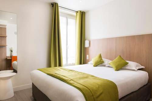 www.hotelbelorangerparis.com
