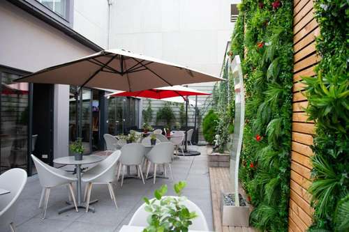 www.colmar-hotel.com
