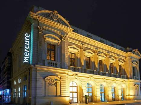 www.hotel-mercure-cholet.com