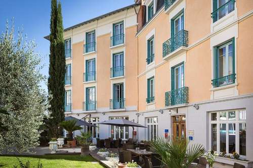 www.hotel-spa-thermalia.com