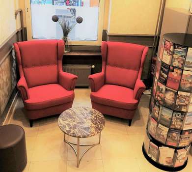 www.hotelchabrol.com