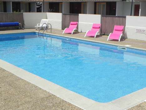 www.hotel-hourtin.com