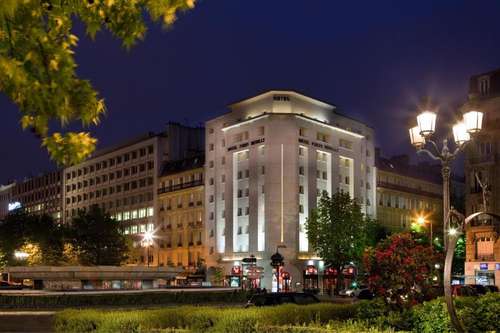 www.hotel-paris-neuilly.com