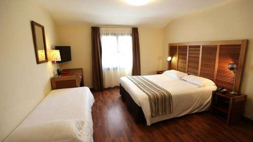 www.hotel-les-medes.fr