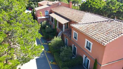 www.hoteldumas.com