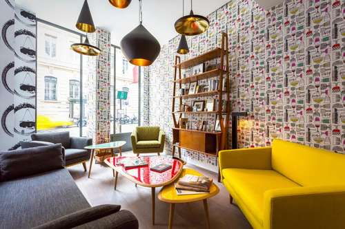 www.hotelcrayonrouge.com