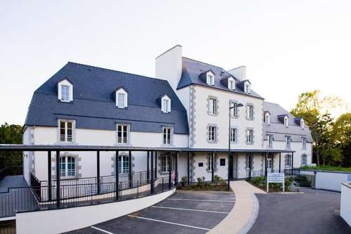 www.hotel-domaine-pontaven.com