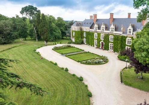 www.chateauepinay.com