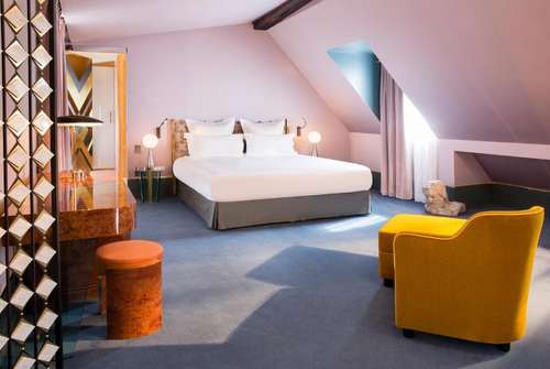 www.hotelsaintmarc.com