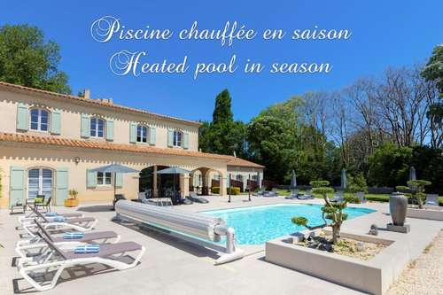 www.hotelbastidesaintmartin.com