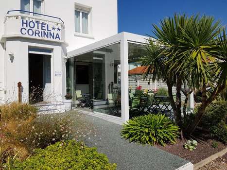 www.hotel-corinna.fr