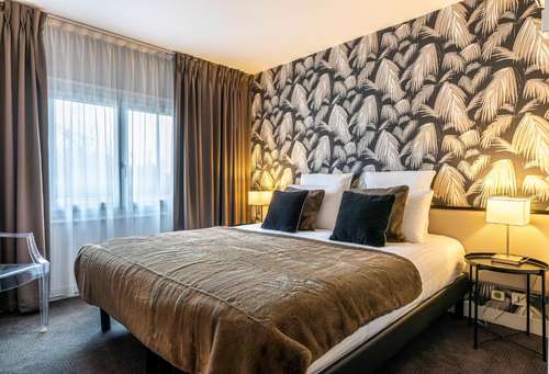 www.hotel-quorum-paris.com