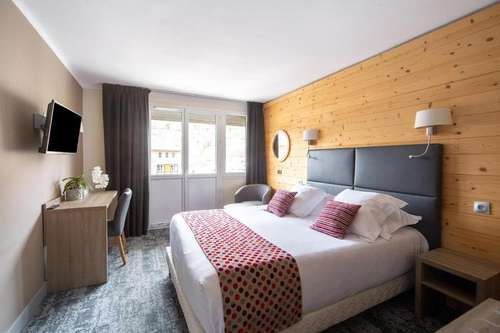 www.hotel-vauban-briancon.com