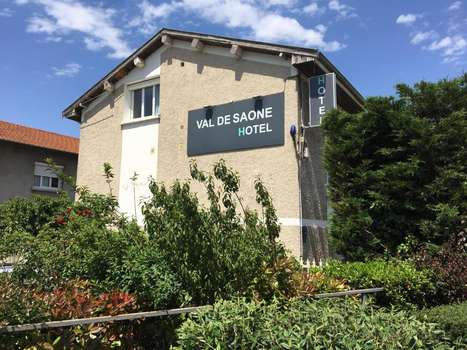 www.hotel-sathonaycamp.com