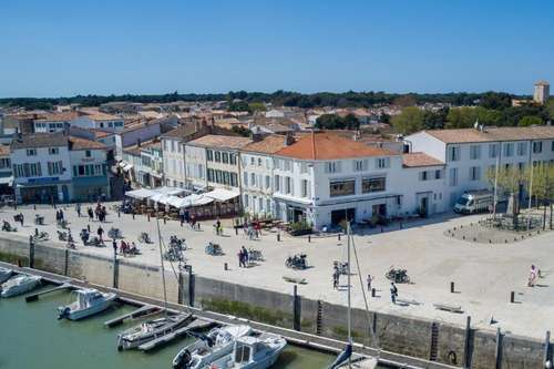 www.hotellefrancais.com