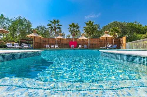 www.hotelbastides.fr