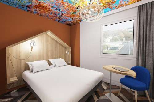 www.hotel-chateaubriand.com