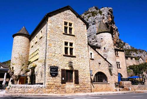 www.manoir-montesquiou.com