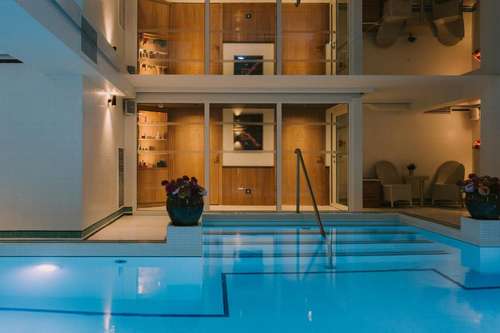 www.tonichotel-biarritz.com