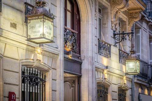www.grand-hotel-francais.com