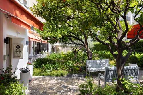 www.hotelbricegarden.com