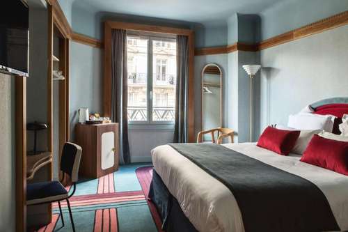 www.hotelmercedesparis.com
