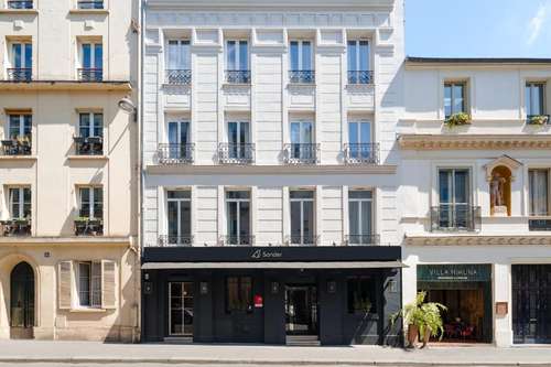 www.hoteloperafrochot.com