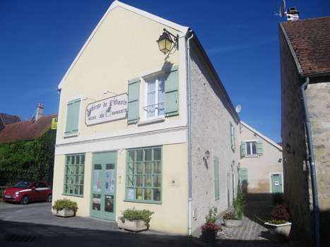 www.hotel-champagne.net