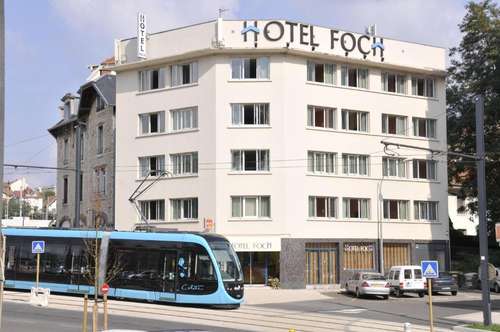 www.hotel-foch-besancon.com