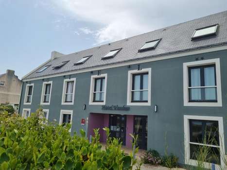 www.hotel-vauban-belleile.com