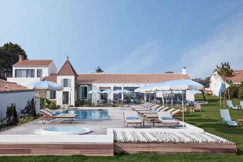 www.hotelcailloublanc.com