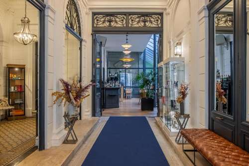 www.hotelbordeauxcentre.com