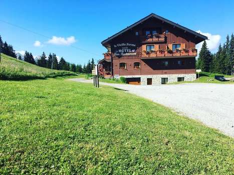 www.la-vieille-ferme-manigod.com