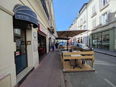 www.hoteldeslicesangers.fr