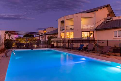 www.hotellesdomes.fr