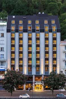 www.hotelmiramontlourdes.fr