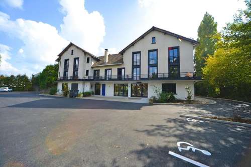 www.hotel-lamire.fr