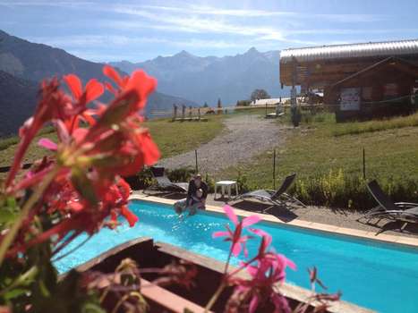 www.hotel-st-roch.com