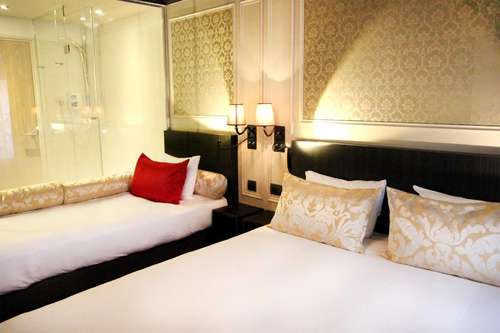 www.hotel-lemontmartre.com