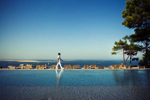 www.lacoorniche-pyla.com