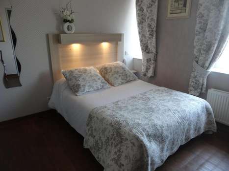 www.hotel-lion-sur-mer.fr