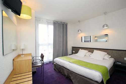 www.hotelpeyramale.com