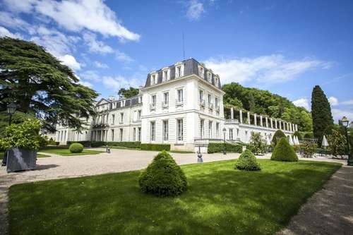 www.chateau-de-rochecotte.com