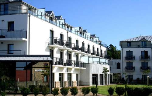 www.thalasso-resort-concarneau.com