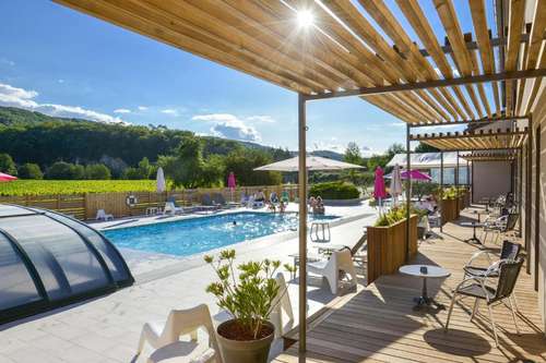 www.hotellesgabarres.com