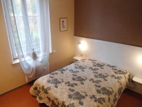 www.hotelcontrex.com